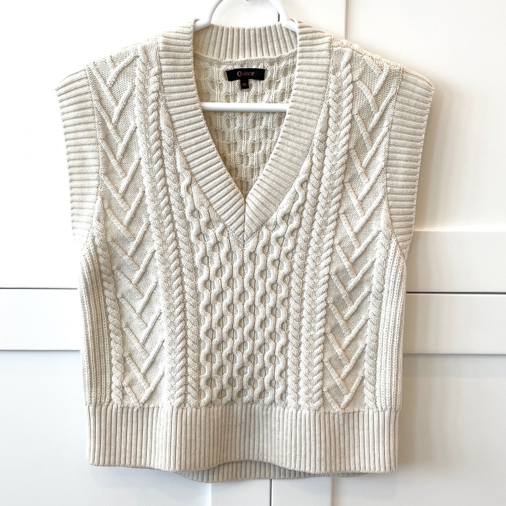 Quince 100% Merino Wool Cable Sweater Vest Heather Bone EUC XS